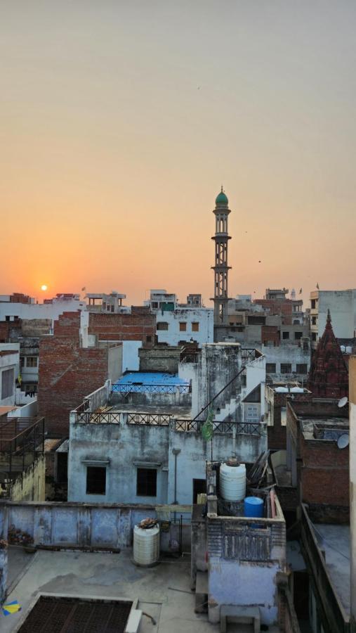 Banaras Gully House 500 Ft From The Ghats Varanasi Exterior photo