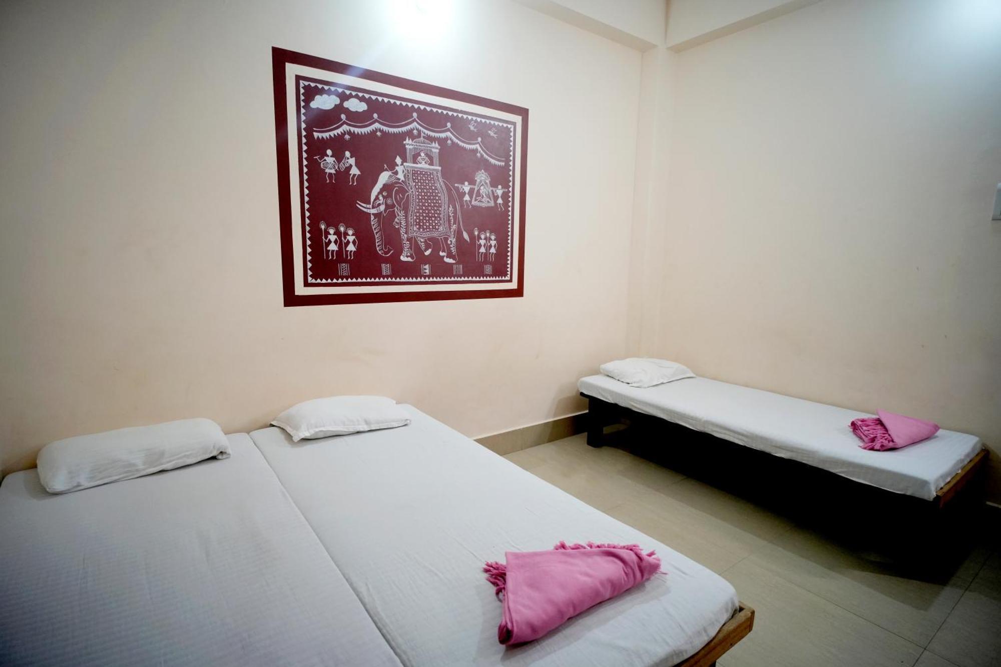 Banaras Gully House 500 Ft From The Ghats Varanasi Exterior photo